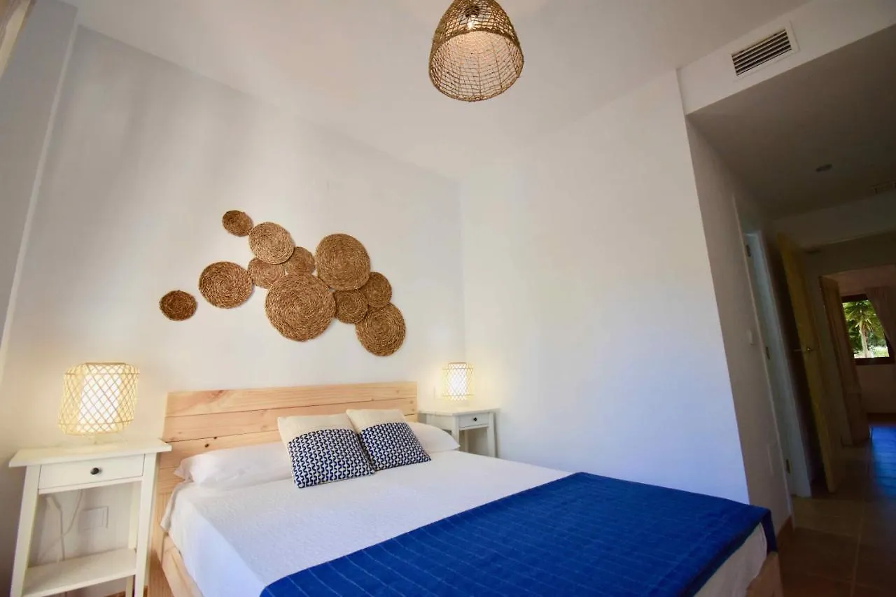 Bahía Marinas - Tu casa con Jardín Privado! Apartamento Vera 0*,  Espanha
